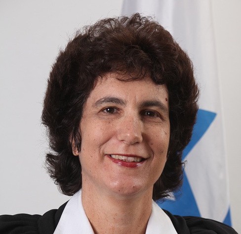 Daphne Barak-Erez