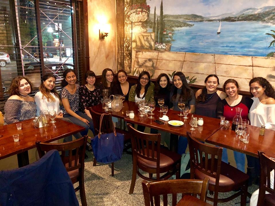 Image of 1Ls and 3Ls at V&T Restaurant